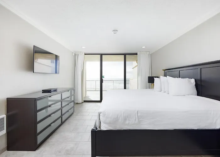 Inn At Spanish Head Resort Hotel